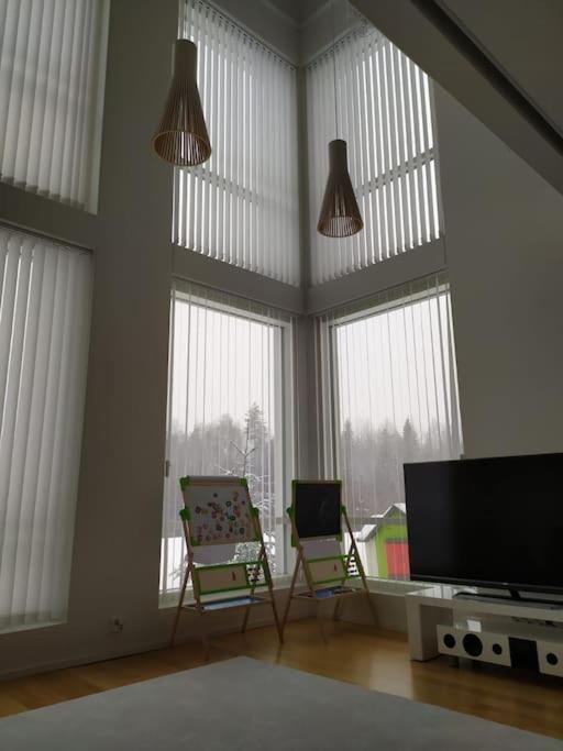 Rauhallisella Paikalla Upea Iso Omakotitalo. Appartement Kajaani Buitenkant foto